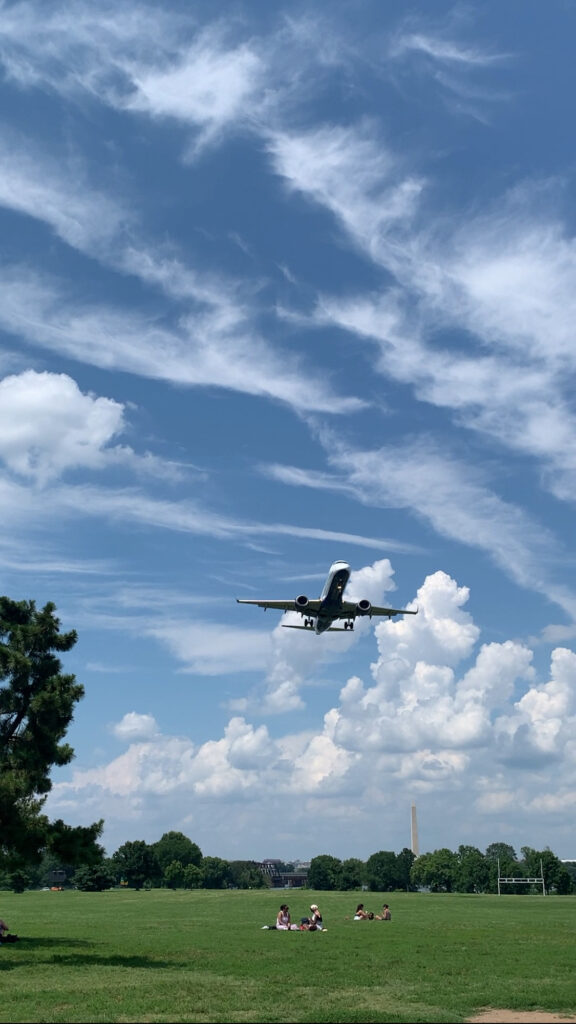 Gravelly Point Parkから見る飛行機