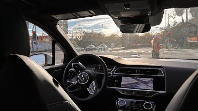 実際に乗ってみて分かったWaymoのメリット|Uberとの比較